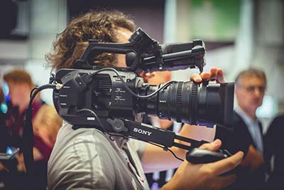 Une caméra SONY FS7 à Cémaprod